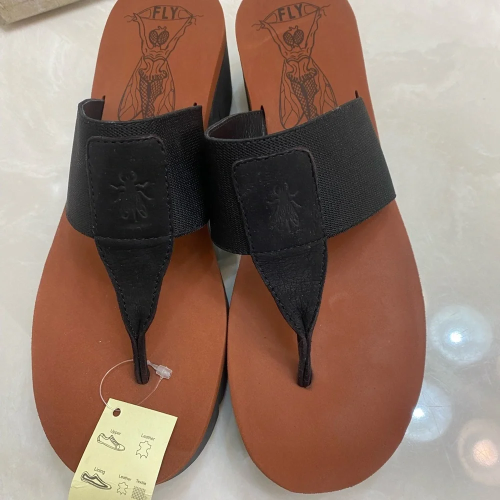 Fly sandals - Picture 1 of 9